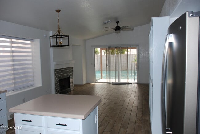 Photo - 249 W Grovers Ave