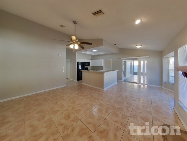 Photo - 14638 Coronado Dr