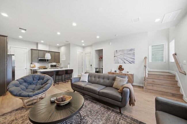 Photo - 2312 Silva Park Ln