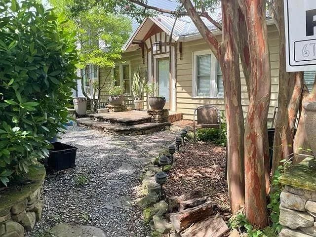 Building Photo - 566 Rankin St NE