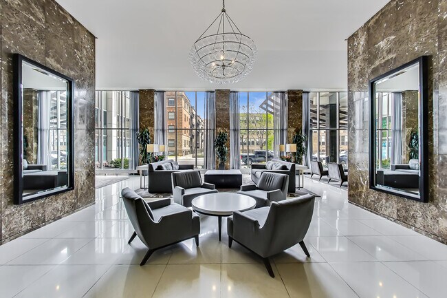 Photo - 655 W Irving Park Rd Unidad 606