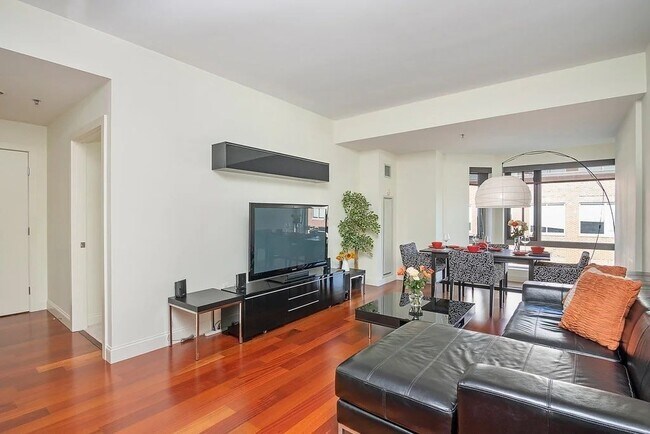 Building Photo - 17 Otis St Unit 503 Rental