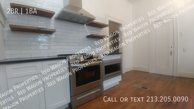 Photo - 411 W Mistletoe Ave Unit 411