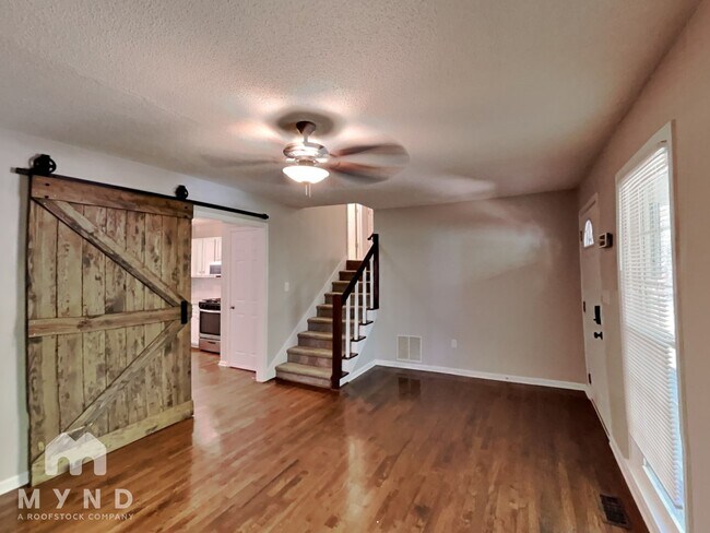 Photo - 77 Wendy Way