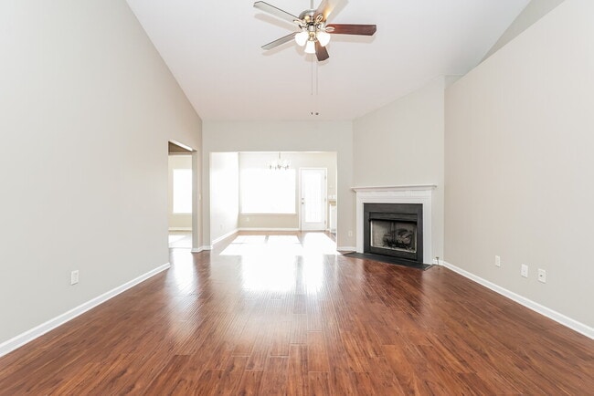 Photo - 5006 Timber Trail Dr