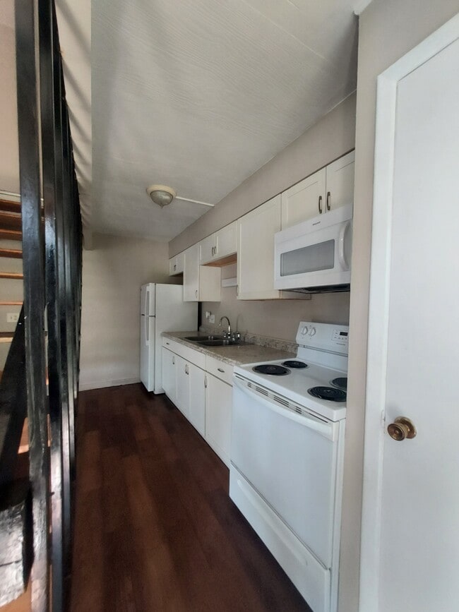 Photo - 437 S 2nd St Unit B