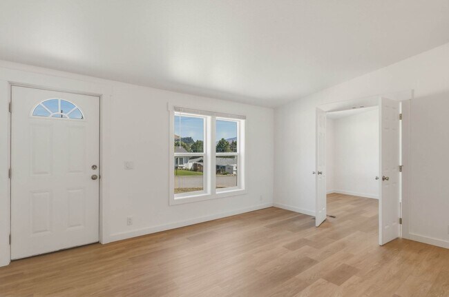 Photo - 3 Bedroom, 2 Bathroom Home