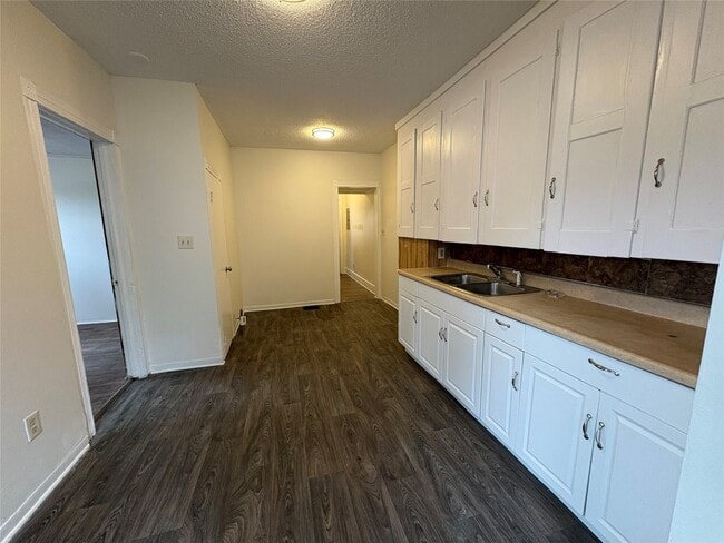 Photo - 234 Ackley Ave