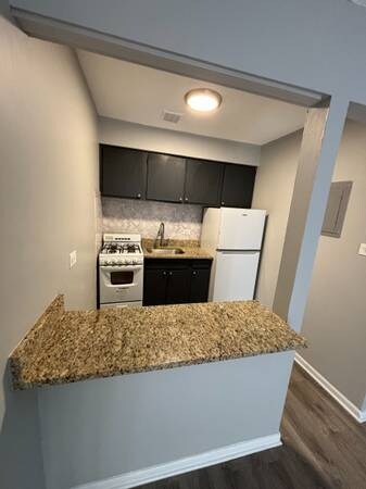 Photo - 3343 Commercial Unit 3343-14