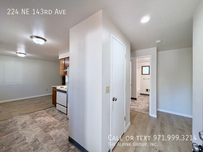 Photo - 224 NE 143rd Ave