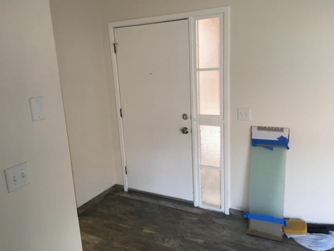 Photo - 2601 W Broadway Blvd