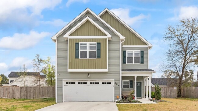 Building Photo - 4-Bedroom Hunter's Creek Gem
