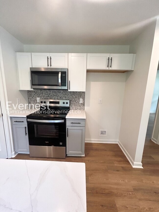 Photo - 411 E Torbush St