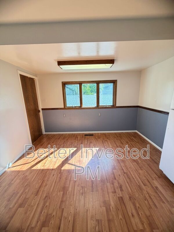 204 N Main St