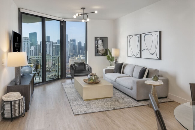 Photo - BEZEL MIAMI WORLDCENTER