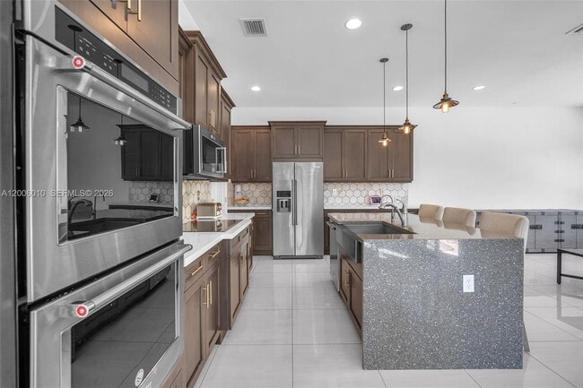 Photo - 865 SW 113th Ln