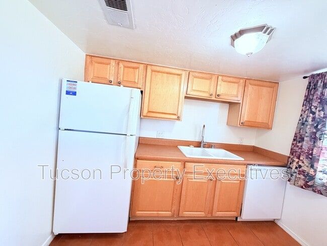 Photo - 455 W Kelso St Unit #201