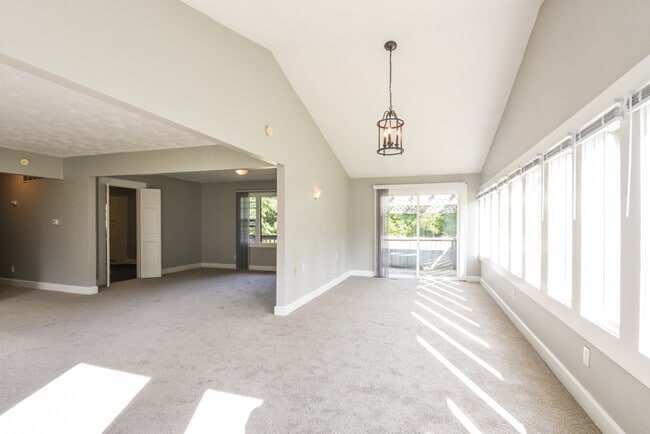 Photo - 1725 N Raceway Rd