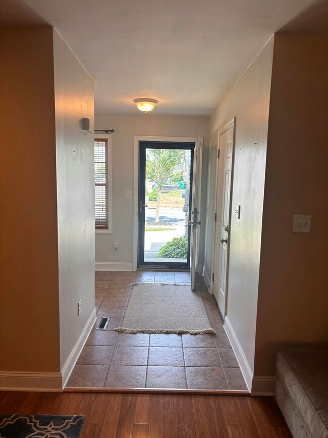 Photo - 1459 Mohr Cir