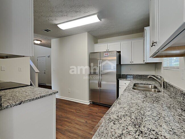 Photo - 814 Carlton Pointe Terrace