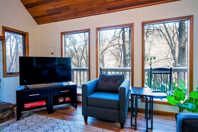 Photo - 224 Faulkner Rd Unit ID1308977P