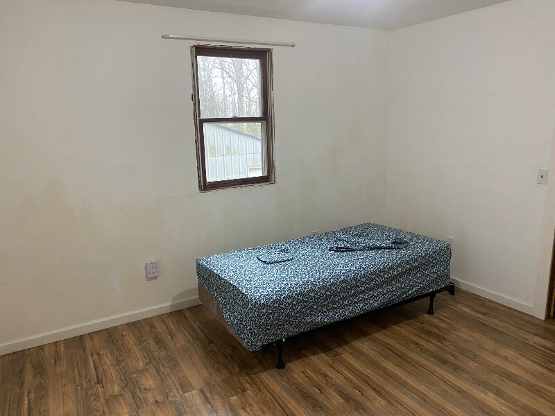 Photo - 2085 Cedar St