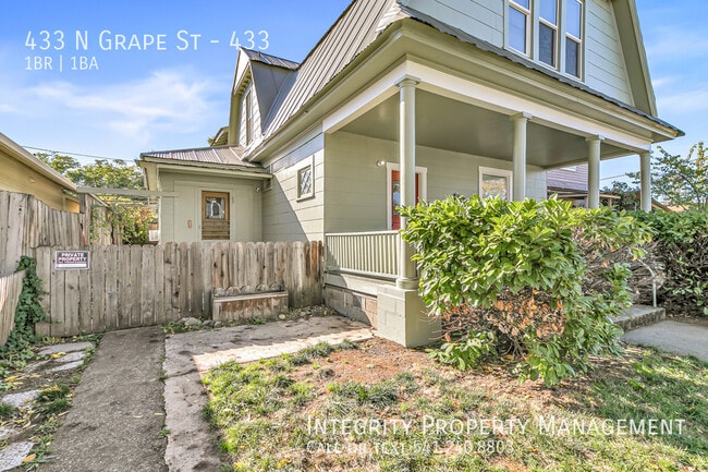 Photo - 433 N Grape St Unidad 433