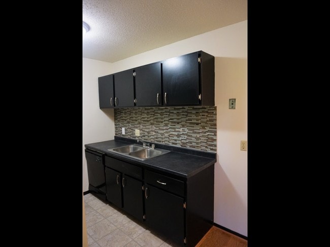 Photo - Winnetka Village Apartments