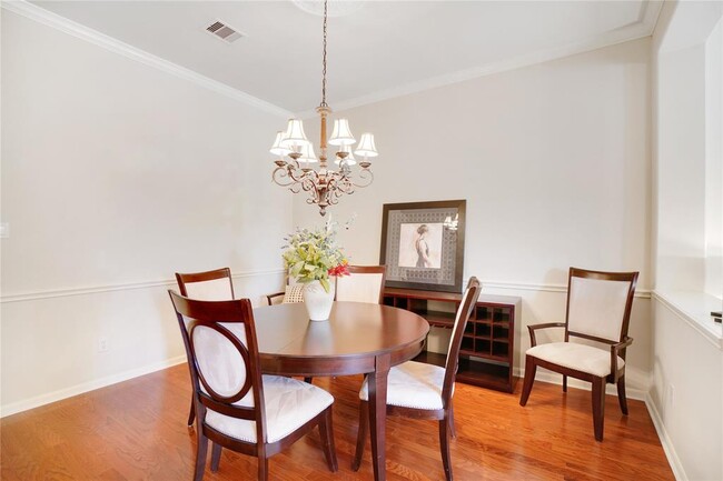 Photo - 63 W Pipers Green St