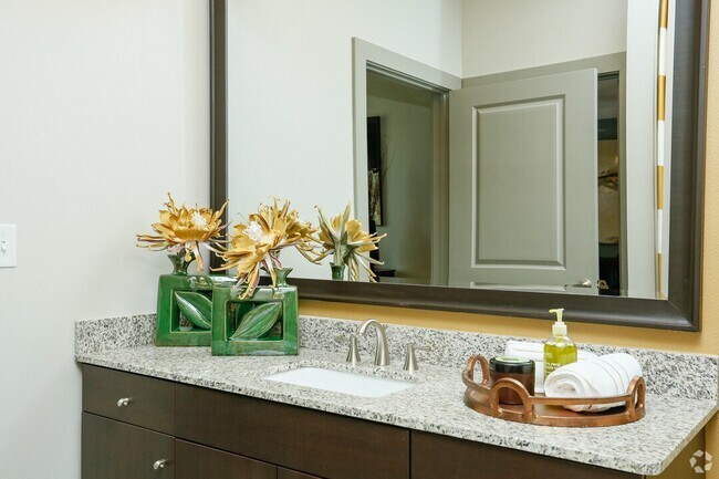 Photo - One Month FREE – Move-In Special You’ll Love! Unidad AAT1