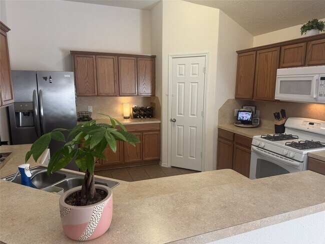 Photo - 14423 Dakota Bend Dr