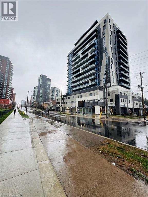 Photo - 128 King St N Unité 1006