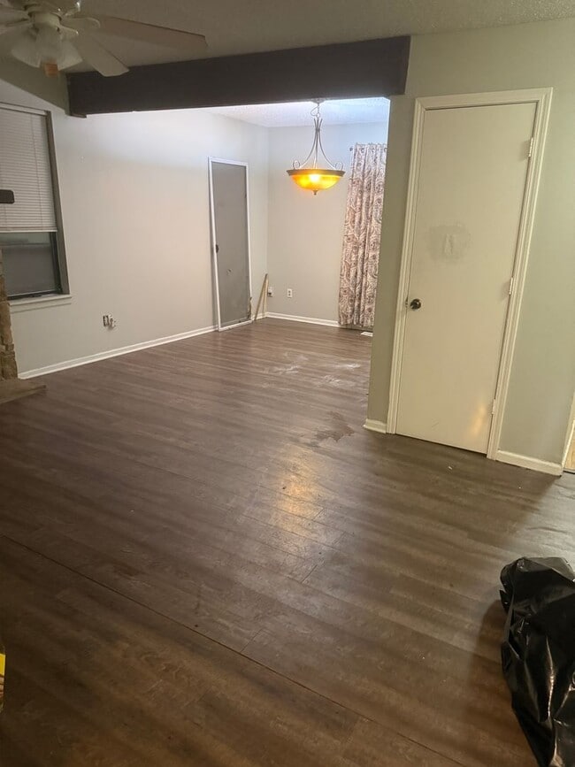 Photo - Great 3 bedroom townhouse available