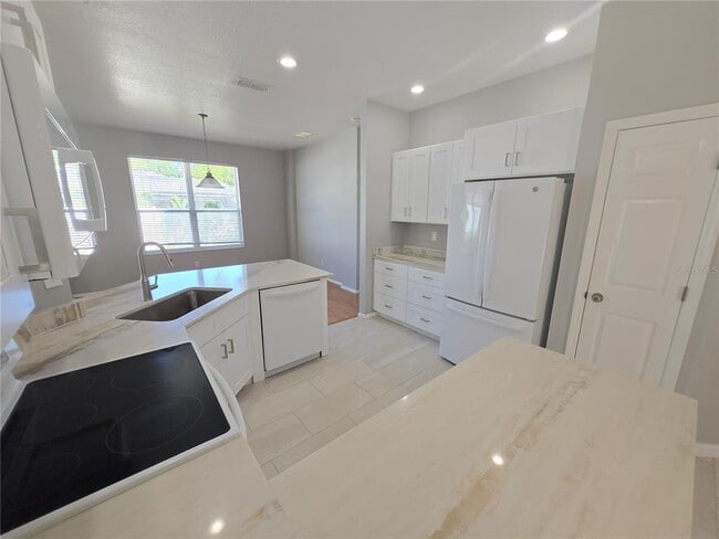 Photo - 4211 2nd Ave E