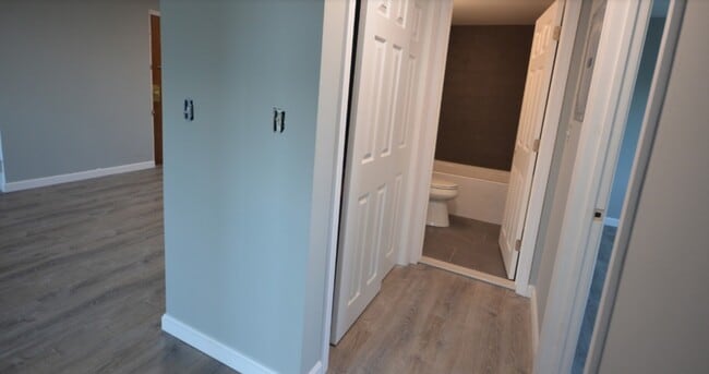 Building Photo - 117 Cross St Unit - Rental