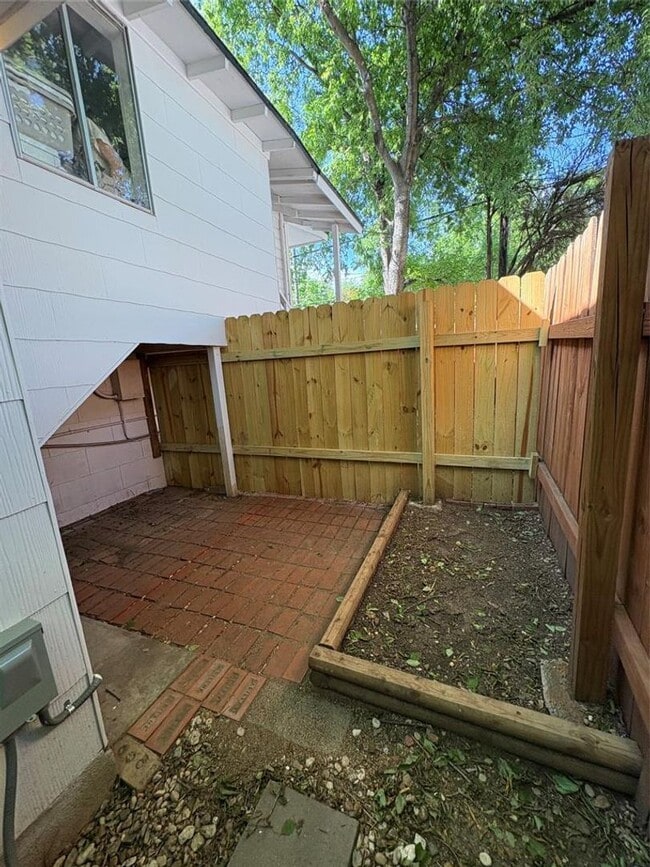 Photo - Fully Remodeled 1 bath Washer /Dryer