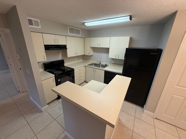 Photo - 365 Forestway Cir