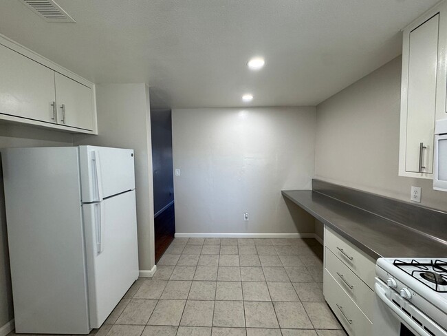 Photo - 1800 Orange St Unidad 1800-B