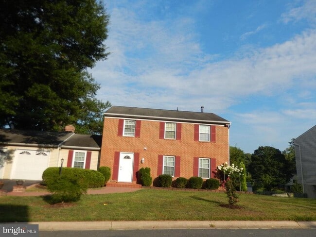 Building Photo - 15821 Anamosa Dr Rental