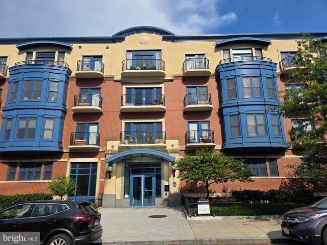 Building Photo - 401 13th St NE Unit 408 Rental