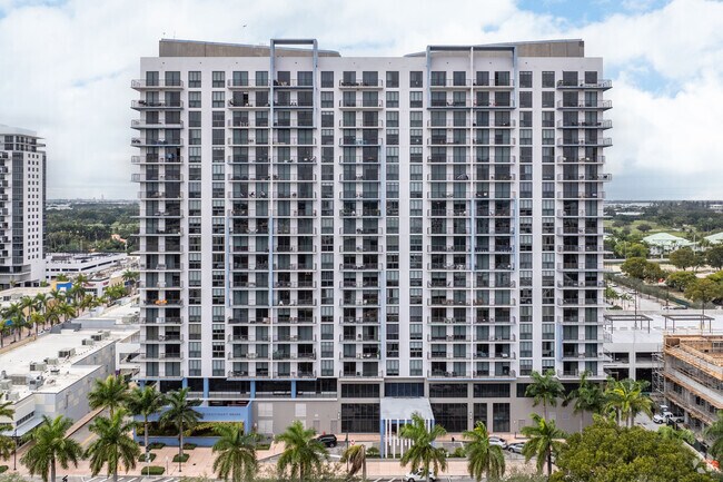 Vista adicional del edificio - 5350 Park