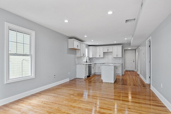 Photo - 79 Gage St Unit 3