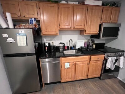 Building Photo - 67 Park Dr Rental