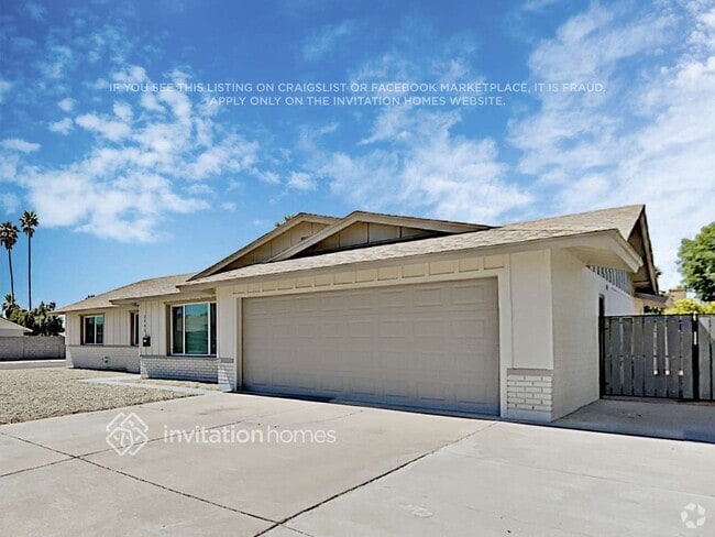 Building Photo - 2440 E Manhatton Dr Rental