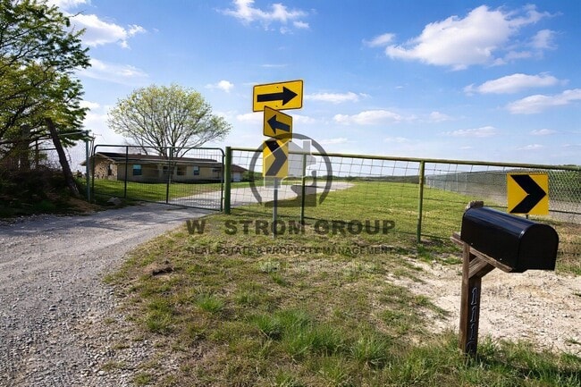 Photo - 1119 Salt Creek Rd