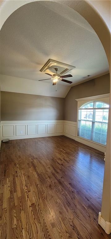 Photo - 2305 SW Chinquapin Ave