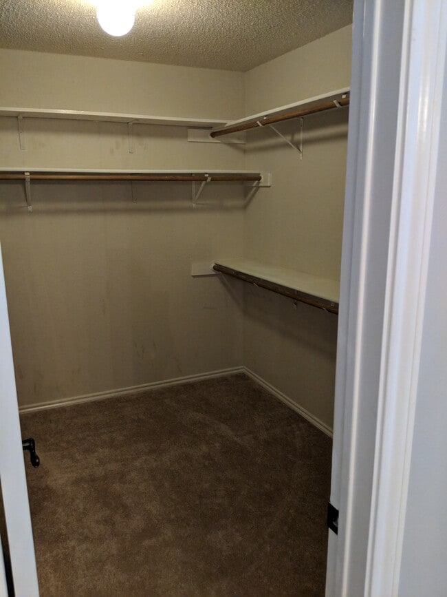 Photo - 1308 Meadow Lark Dr