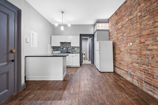 Photo - 128 Washington St Unit 3R