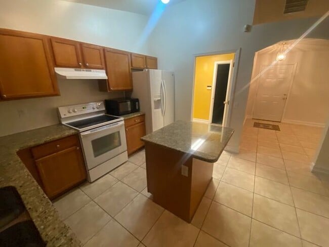 Photo - 909 Gateshead Ct