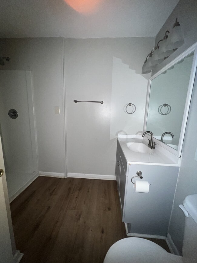 Photo - 2814 Kirkwood Cir